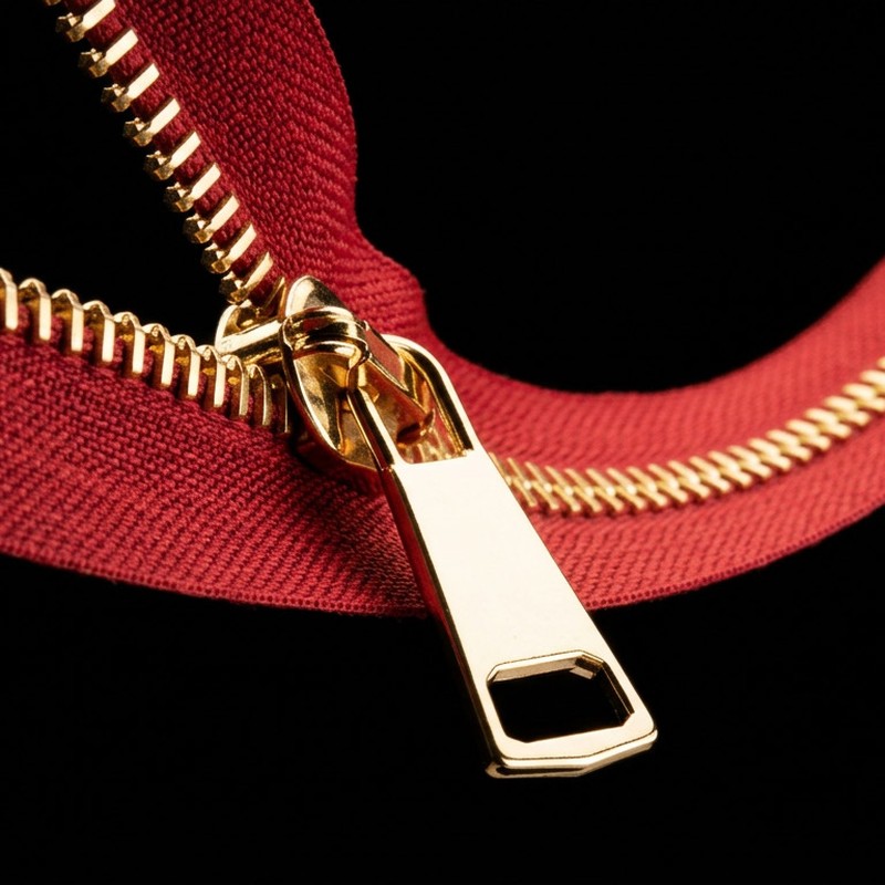Custom zipper and bag hardware product sample 16